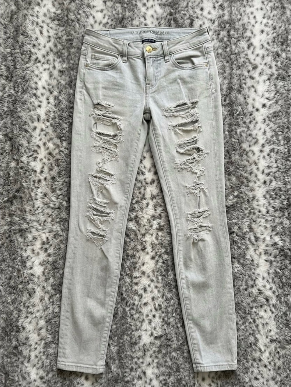 American Eagle Super Stretch Shredded Distressed Jegging 4